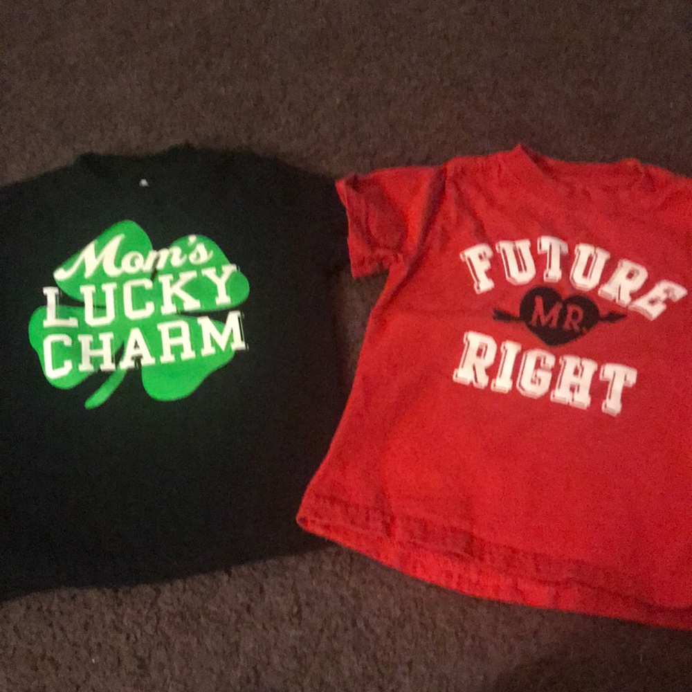 Holiday T-shirt’s 4T bundle